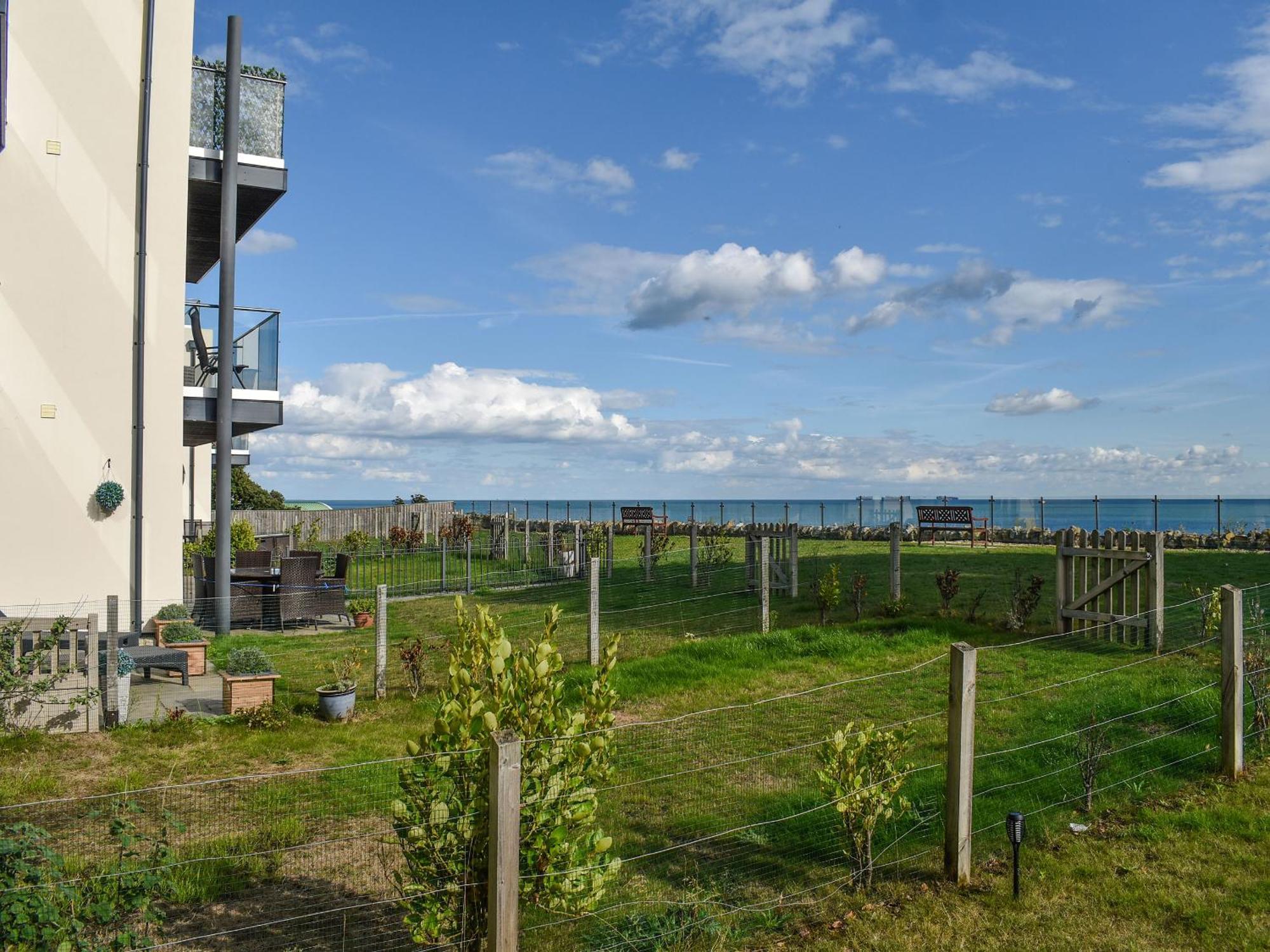 Seascape Apartment Sandown Exterior foto